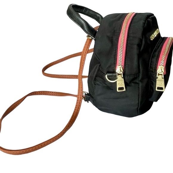 Steve Madden Multi Bloey Zip Closure Black Mini Backpack Crossbody Bag Purse - Picture 6 of 9
